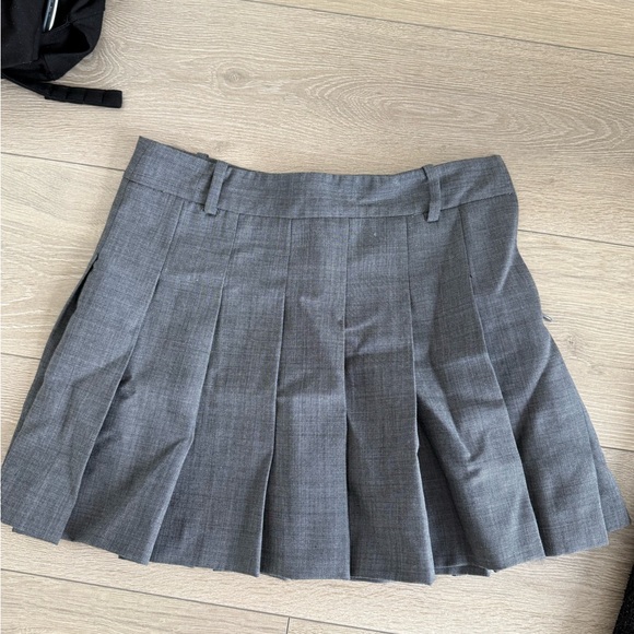 Zara Charcoal Mini Skirt - Picture 3 of 4